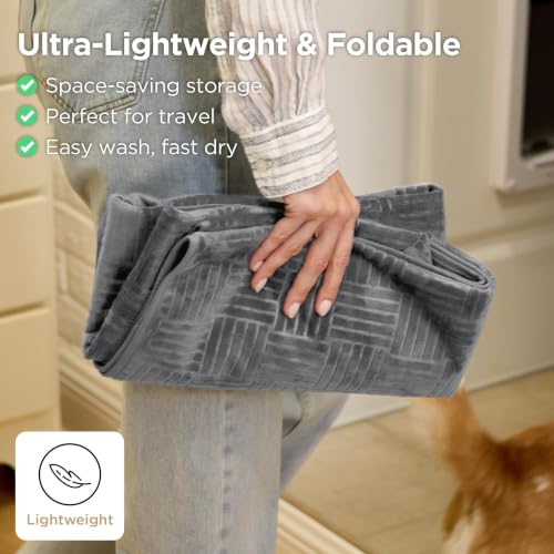 Bedsure Waterproof Couch Cover for Dogs Washable - Waterproof Blanket for Large Dogs Couch Sofa Bed Cozy, Lightweight Furniture Protector for Pet Cat